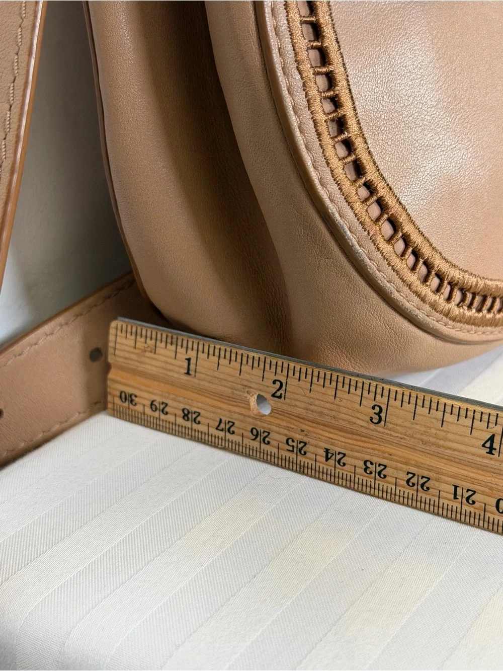 Kate Spade New York Basset Lane ‘Emaline’ Tan Leather Crossbody/Shoulder Bag
